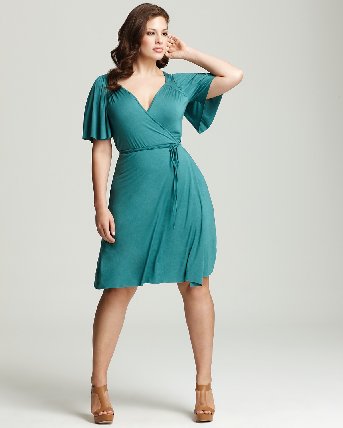 Top 104+ Pictures Plus Size Dresses That Make You Look Slimmer Full HD ...