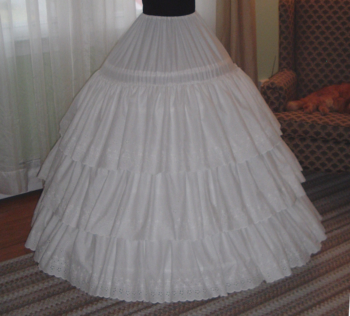 Юбка кринолин. Кринолин Hoop skirt. Свадебное платье без кринолина. Платье с кринолином. Кринолин для свадебного платья.